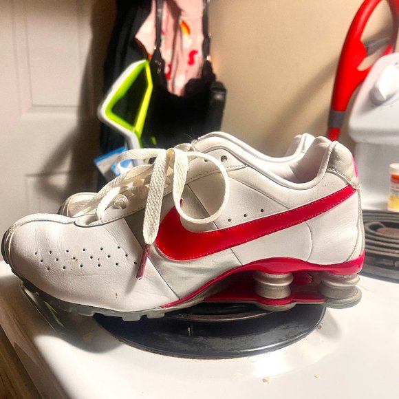 NIKE SHOX - Picture 1 of 3